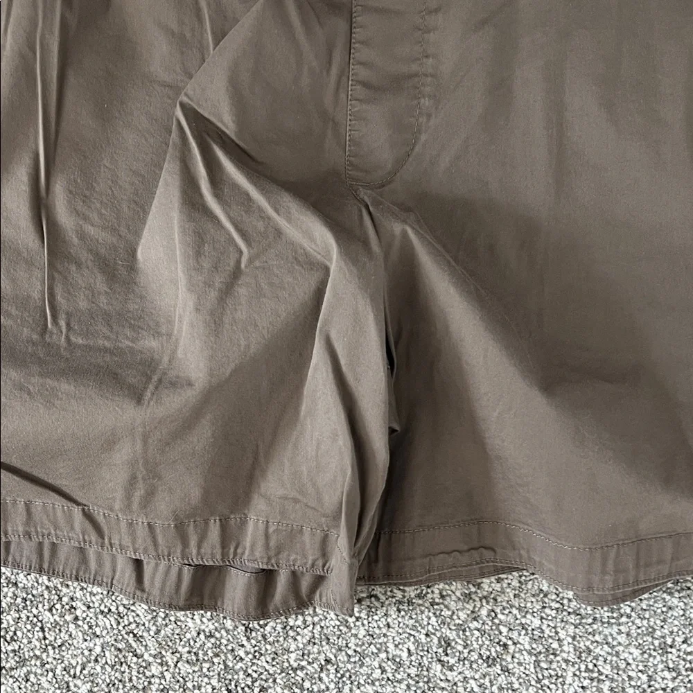 Abercrombie & Fitch Brown Shorts - Picture 6 of 6